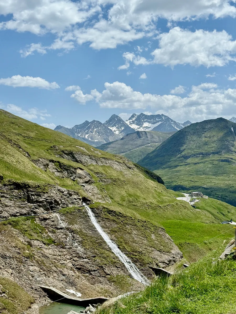 Descending from Kaiser-Franz-Josefs-Hoche